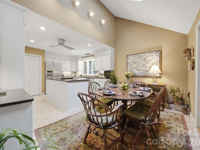 414 Stonecroft Drive, Lenoir, NC 28645.  MLS# CAR4403017, YatesRealty ID 37786. 