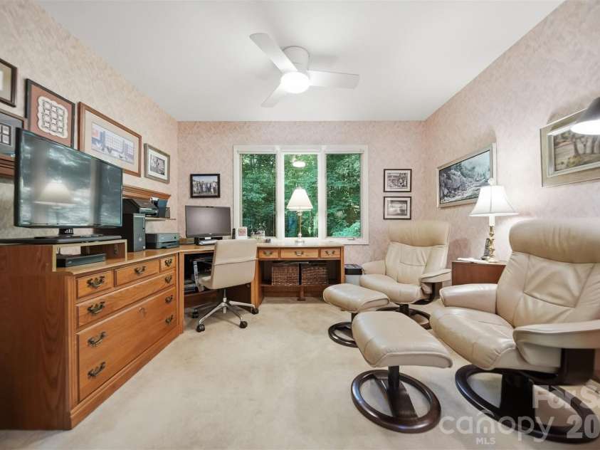 414 Stonecroft Drive, Lenoir, NC 28645.  MLS# CAR4403017, YatesRealty ID 37786. 