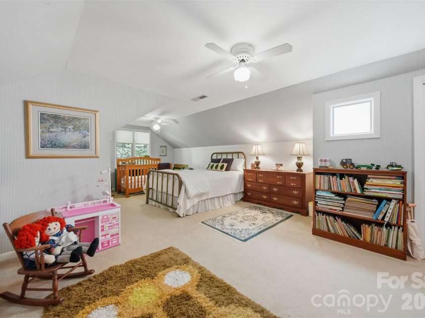 414 Stonecroft Drive, Lenoir, NC 28645.  MLS# CAR4403017, YatesRealty ID 37786. 