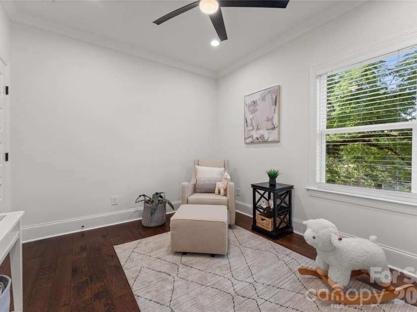 429 Pecan Avenue, Charlotte, NC 28204.  MLS# CAR4387793, YatesRealty ID 37789. 