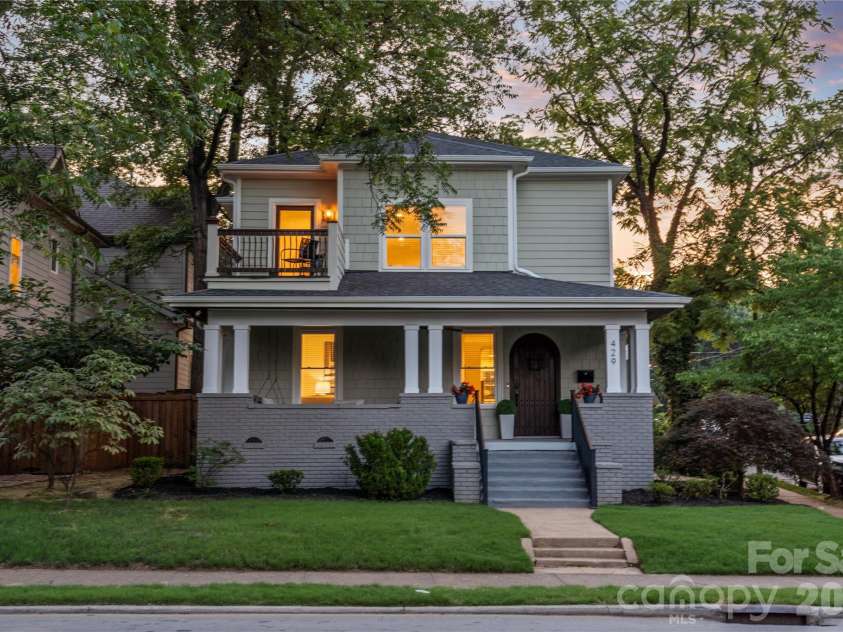 429 Pecan Avenue, Charlotte, NC 28204.  MLS# CAR4436926, YatesRealty ID 37789. 