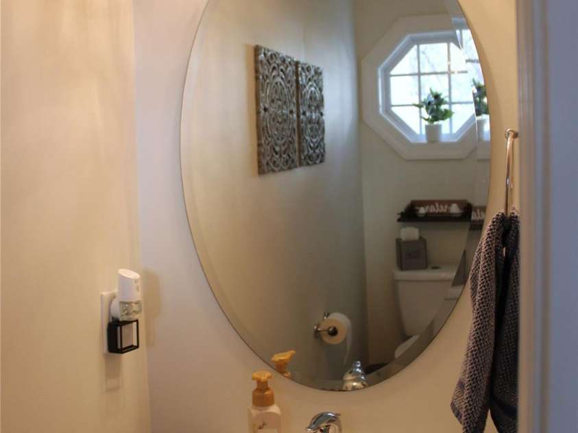 1421 Dexter Ridge Drive, Holly Springs, NC 27540.  MLS# CAR4340790, YatesRealty ID 3779. 