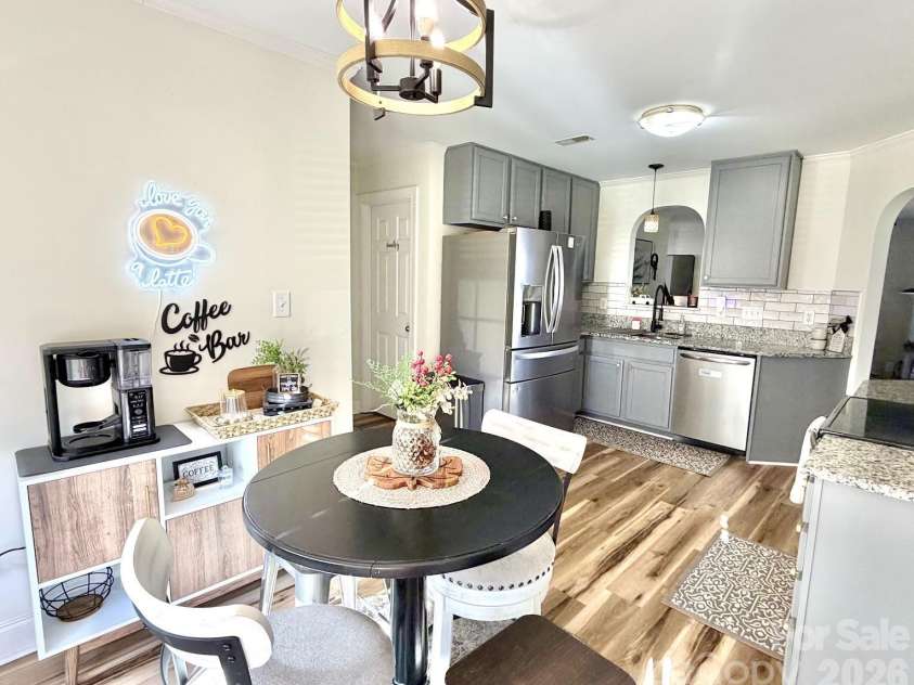 1421 Dexter Ridge Drive, Holly Springs, NC 27540.  MLS# CAR4340790, YatesRealty ID 3779. 