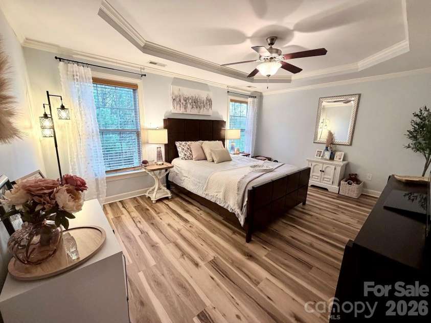 1421 Dexter Ridge Drive, Holly Springs, NC 27540.  MLS# CAR4340790, YatesRealty ID 3779. 