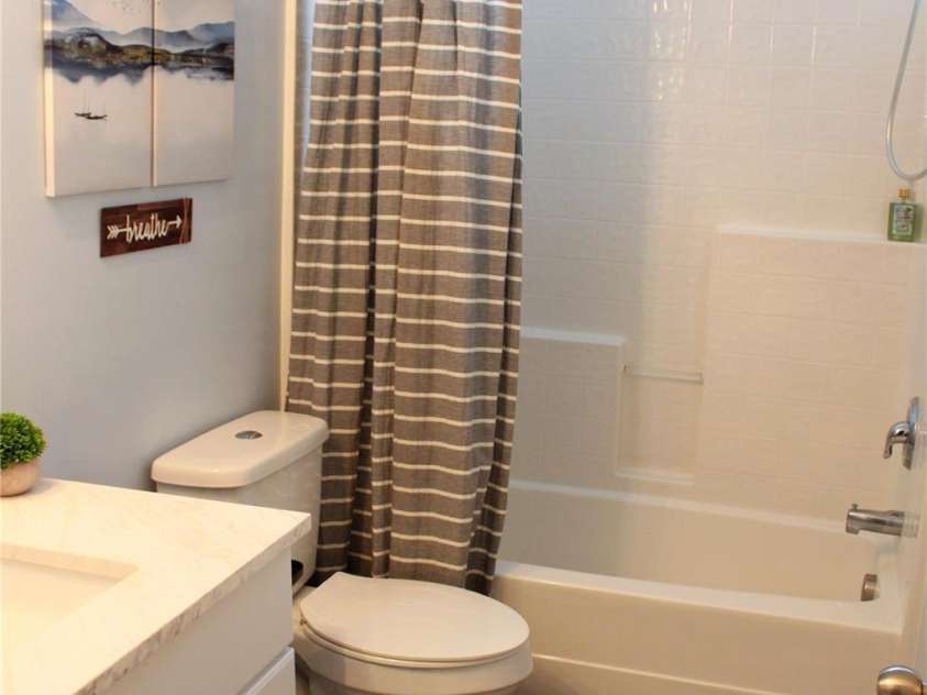 1421 Dexter Ridge Drive, Holly Springs, NC 27540.  MLS# CAR4340790, YatesRealty ID 3779. 