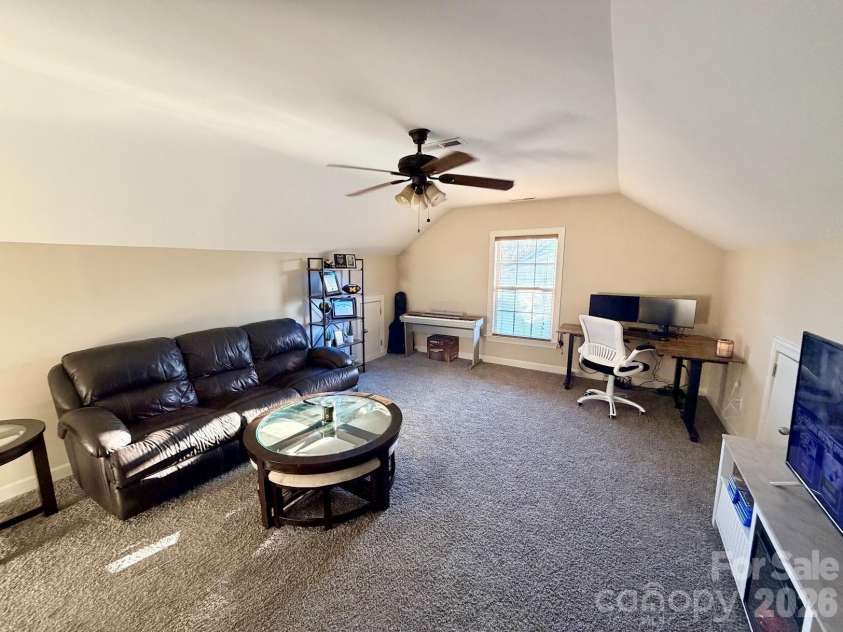 1421 Dexter Ridge Drive, Holly Springs, NC 27540.  MLS# CAR4340790, YatesRealty ID 3779. 