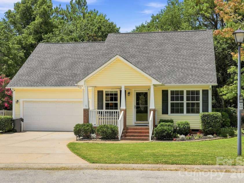 2010 Mallard Creek Drive, Rock Hill, SC 29732.  MLS# CAR4403595, YatesRealty ID 37791. 