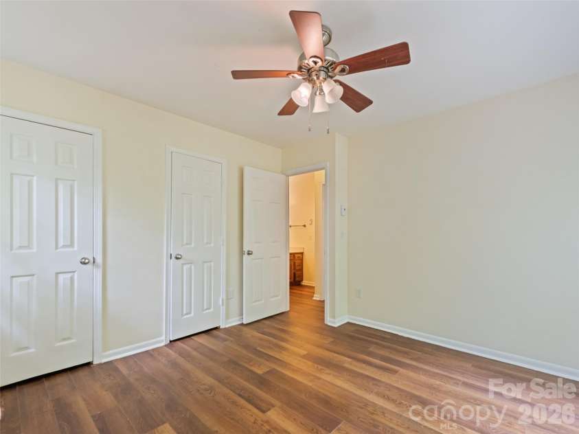 80 Merrie Way, Waynesville, NC 28786.  MLS# CAR4402846, YatesRealty ID 37794. 