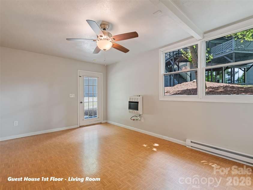 80 Merrie Way, Waynesville, NC 28786.  MLS# CAR4402846, YatesRealty ID 37794. 