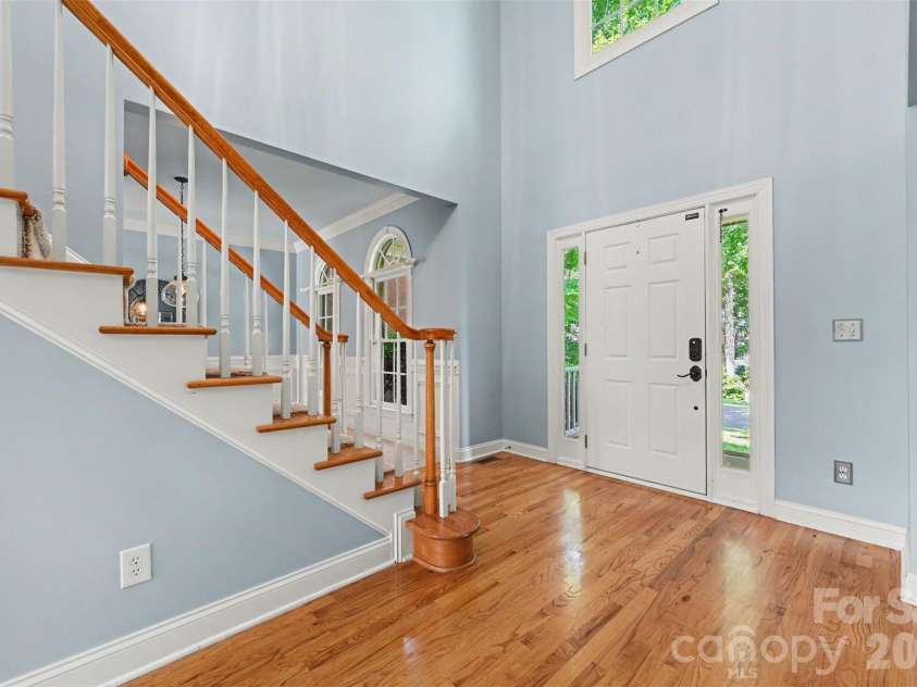 5600 Silver Creek Drive, Waxhaw, NC 28173.  MLS# CAR4400394, YatesRealty ID 37795. 