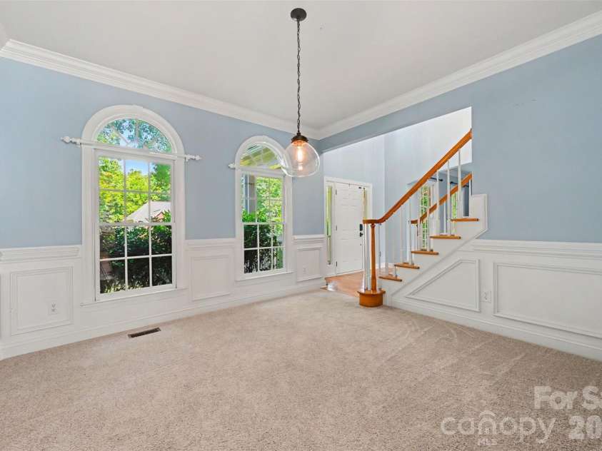 5600 Silver Creek Drive, Waxhaw, NC 28173.  MLS# CAR4400394, YatesRealty ID 37795. 