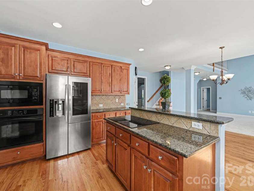 5600 Silver Creek Drive, Waxhaw, NC 28173.  MLS# CAR4400394, YatesRealty ID 37795. 