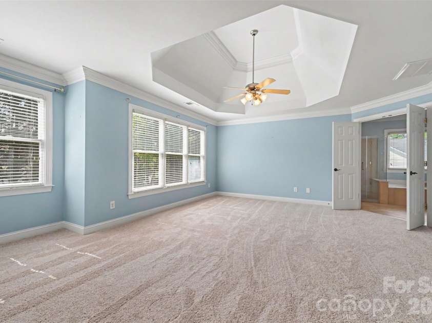 5600 Silver Creek Drive, Waxhaw, NC 28173.  MLS# CAR4400394, YatesRealty ID 37795. 