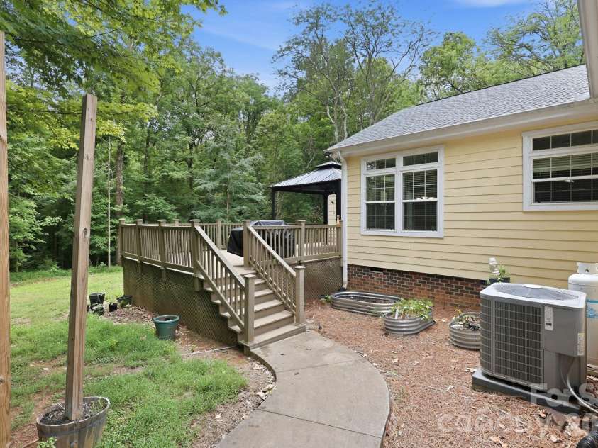 16665 Stokes Ferry Road, Richfield, NC 28137.  MLS# CAR4400480, YatesRealty ID 37796. 