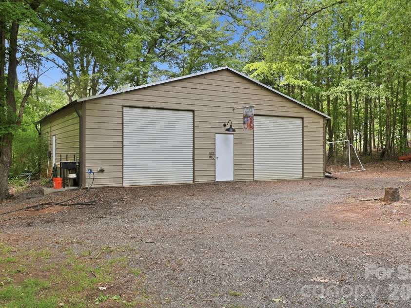 16665 Stokes Ferry Road, Richfield, NC 28137.  MLS# CAR4400480, YatesRealty ID 37796. Huge 40x40 detached garage with 2 10 ft roll up doors