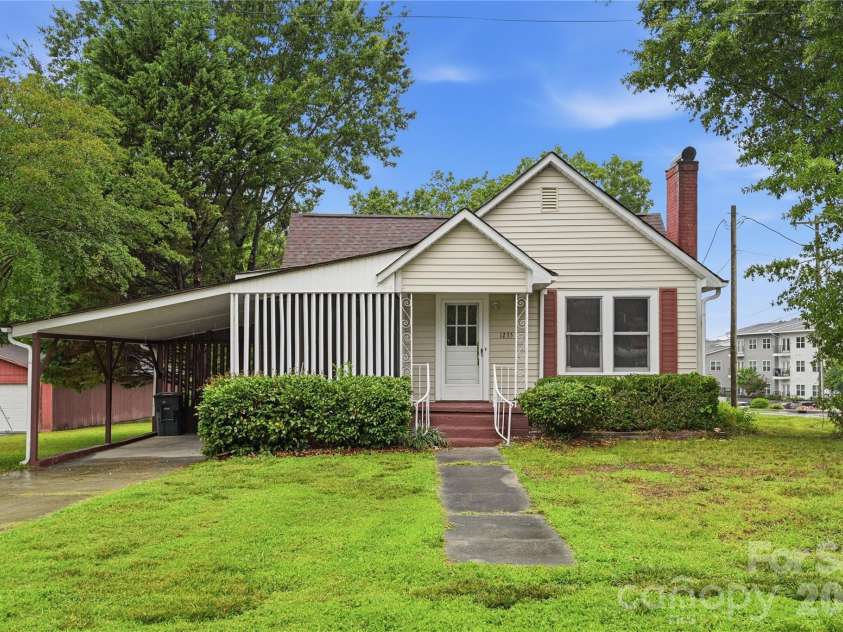 1235 Central Drive, Concord, NC 28027.  MLS# CAR4398804, YatesRealty ID 37797. 