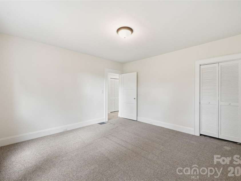 1235 Central Drive, Concord, NC 28027.  MLS# CAR4398804, YatesRealty ID 37797. 
