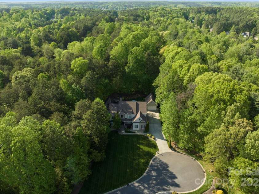 227 Wildwood Cove Drive, Mooresville, NC 28117.  MLS# CAR4214426, YatesRealty ID 3780. 
