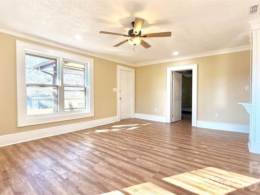 76 Ed Sneed Drive, Marion, NC 28752.  MLS# CAR4334495, YatesRealty ID 3780. 