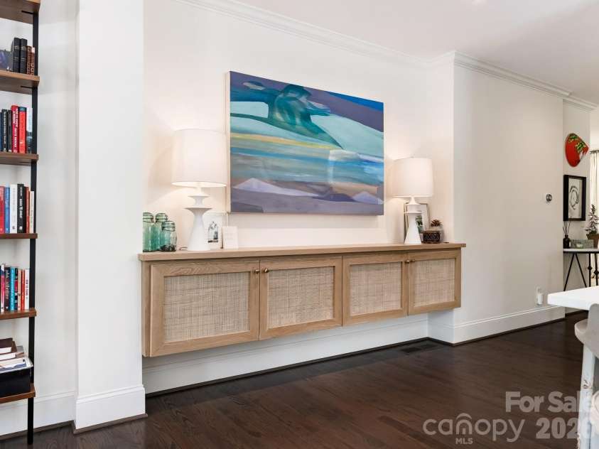2116 Midwood Place, Charlotte, NC 28205.  MLS# CAR4400087, YatesRealty ID 37800. 