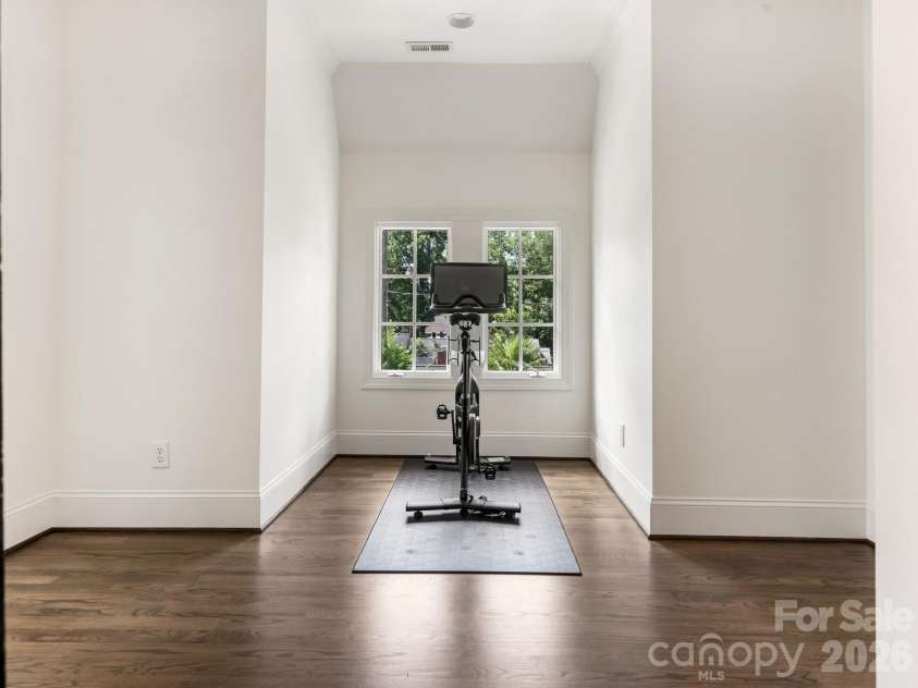 2116 Midwood Place, Charlotte, NC 28205.  MLS# CAR4400087, YatesRealty ID 37800. 