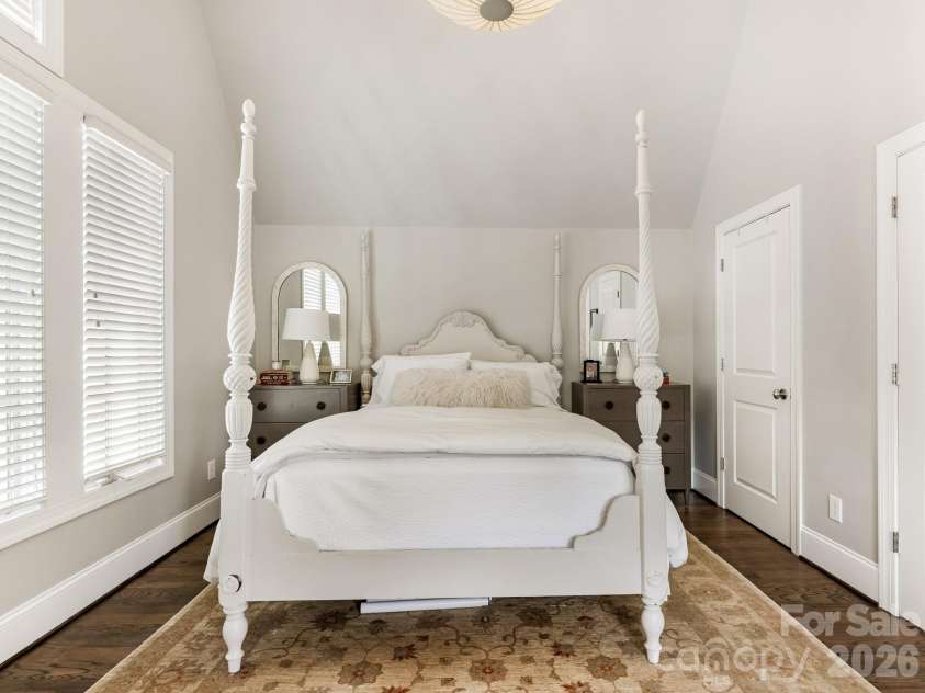 2116 Midwood Place, Charlotte, NC 28205.  MLS# CAR4400087, YatesRealty ID 37800. 