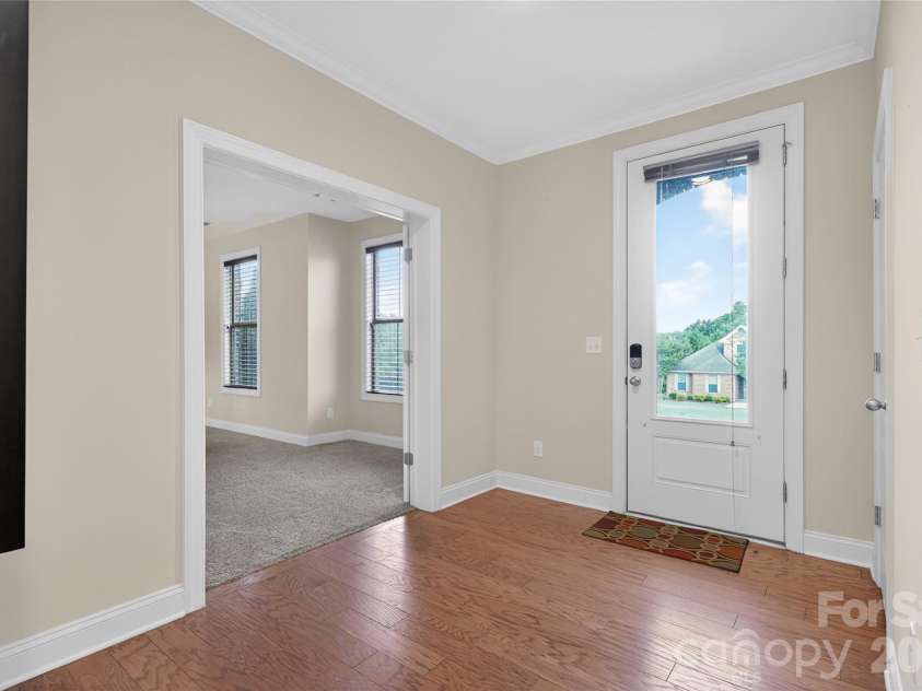 726 Lingfield Lane, Waxhaw, NC 28173.  MLS# CAR4391318, YatesRealty ID 37801. 