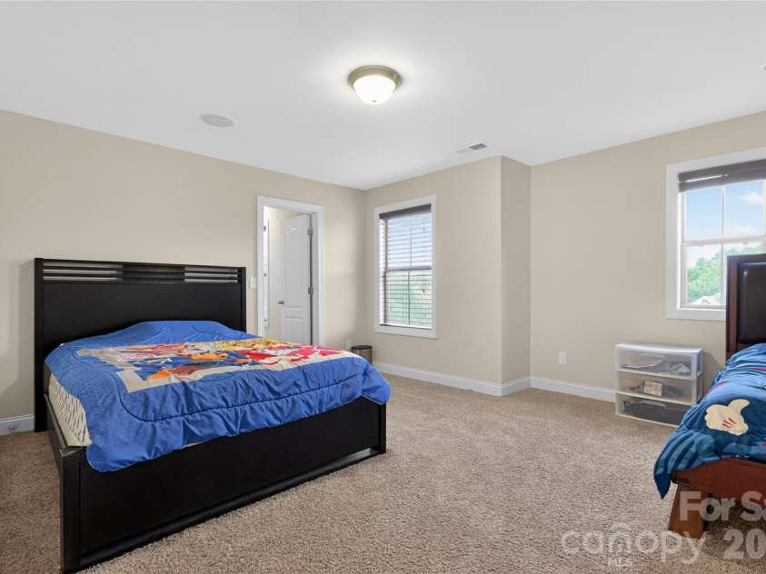 726 Lingfield Lane, Waxhaw, NC 28173.  MLS# CAR4391318, YatesRealty ID 37801. 