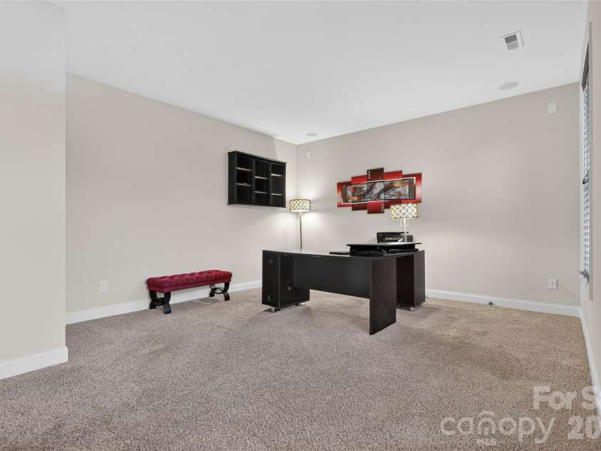 726 Lingfield Lane, Waxhaw, NC 28173.  MLS# CAR4391318, YatesRealty ID 37801. 