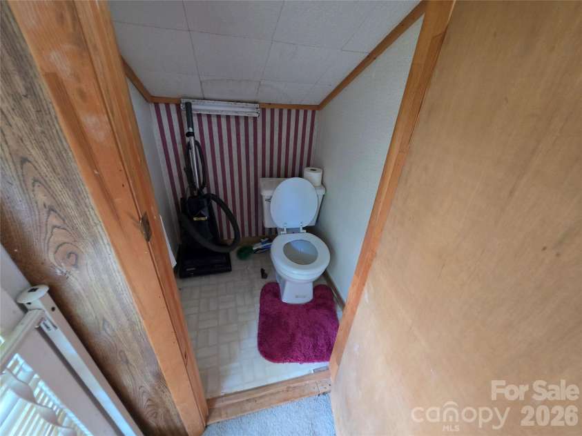 214 Big Bear Boulevard, Old Fort, NC 28762.  MLS# CAR4402533, YatesRealty ID 37802. 