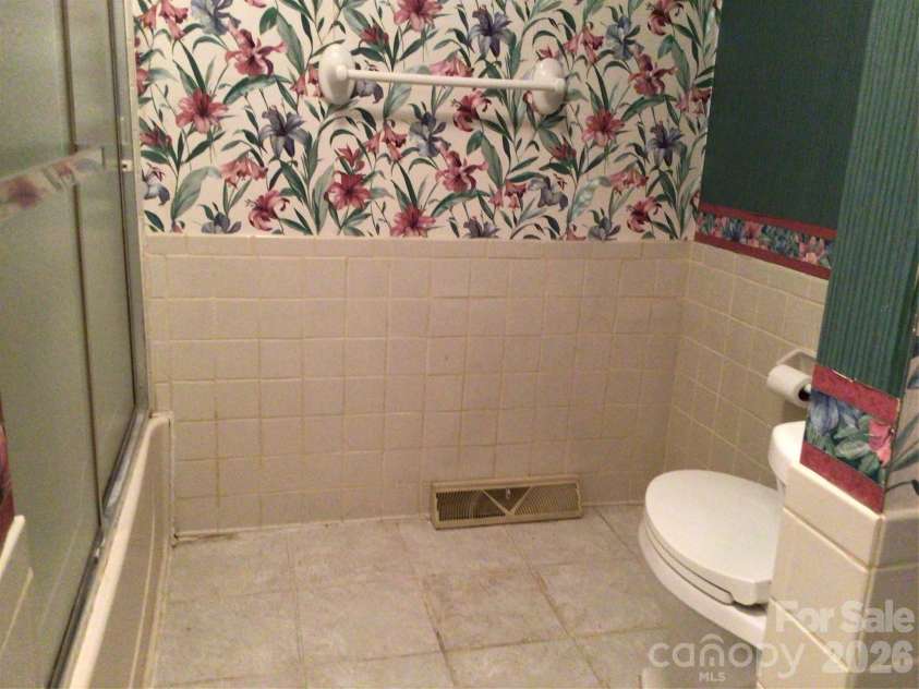 214 Big Bear Boulevard, Old Fort, NC 28762.  MLS# CAR4402533, YatesRealty ID 37802. 