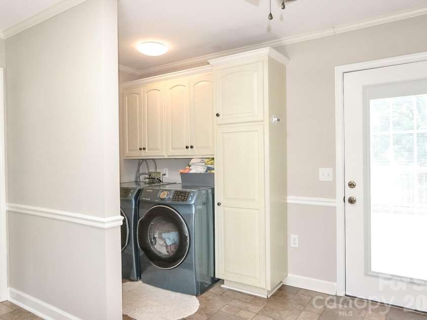 135 Holly Hill Drive, Elkin, NC 28621.  MLS# CAR4395463, YatesRealty ID 37803. 