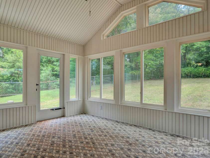 1460 Julius Drive, Salisbury, NC 28147.  MLS# CAR4398025, YatesRealty ID 37805. 