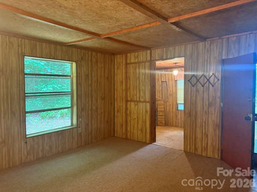 181 Lyman Lane, Rosman, NC 28772.  MLS# CAR4403958, YatesRealty ID 37806. 