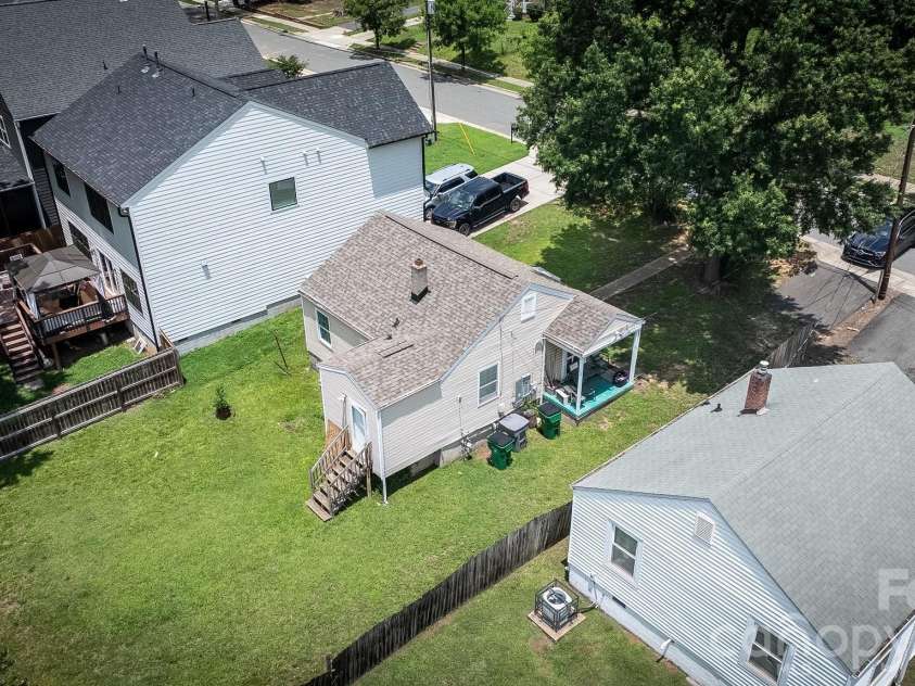 405 Cama Street, Charlotte, NC 28217.  MLS# CAR4402693, YatesRealty ID 37809. 