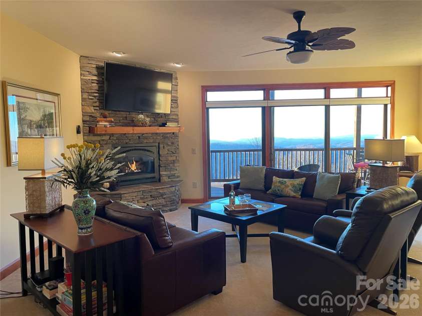 143 Wildflower Ridge, Sugar Mountain, NC 28604.  MLS# CAR4343710, YatesRealty ID 3781. 