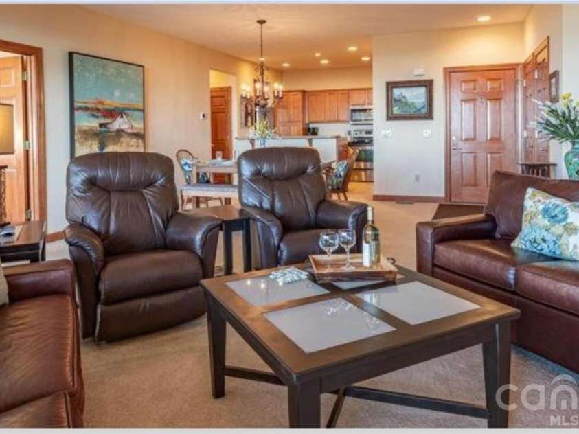 143 Wildflower Ridge, Sugar Mountain, NC 28604.  MLS# CAR4343710, YatesRealty ID 3781. 