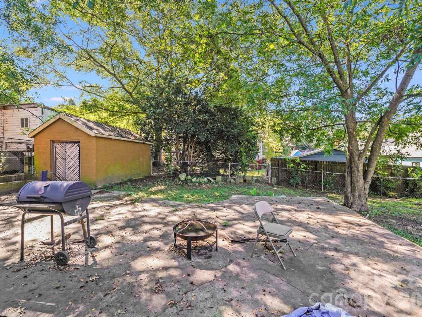 809 Mauney Avenue, Gastonia, NC 28052.  MLS# CAR4303780, YatesRealty ID 3781. 