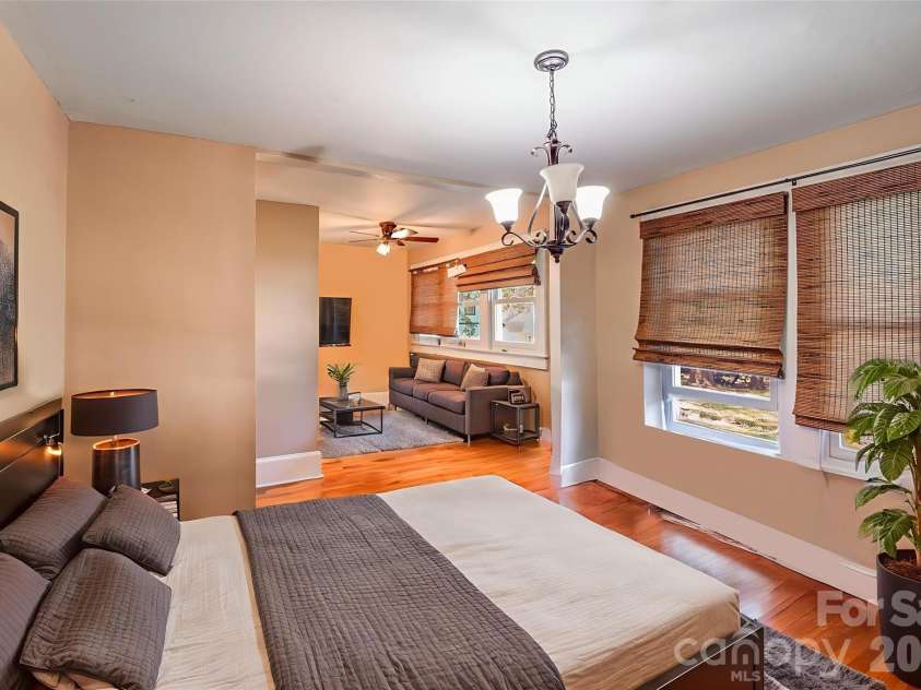 809 Mauney Avenue, Gastonia, NC 28052.  MLS# CAR4303780, YatesRealty ID 3781. Virtually Staged