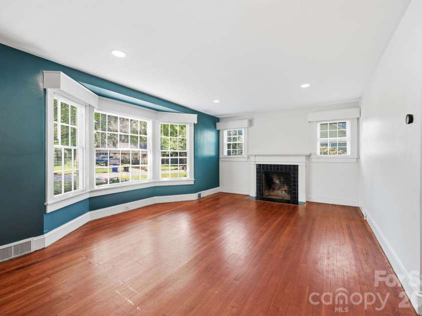 217 Queen Anne Road, Salisbury, NC 28144.  MLS# CAR4402588, YatesRealty ID 37812. 