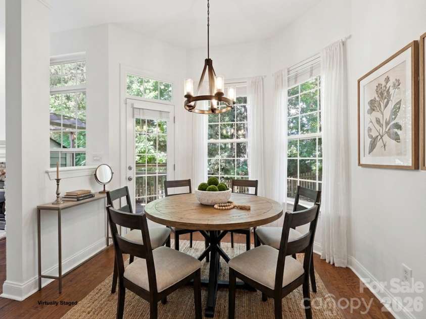 6832 Charter Hills Road, Charlotte, NC 28277.  MLS# CAR4396784, YatesRealty ID 37813. Cozy breakfast dinning area!