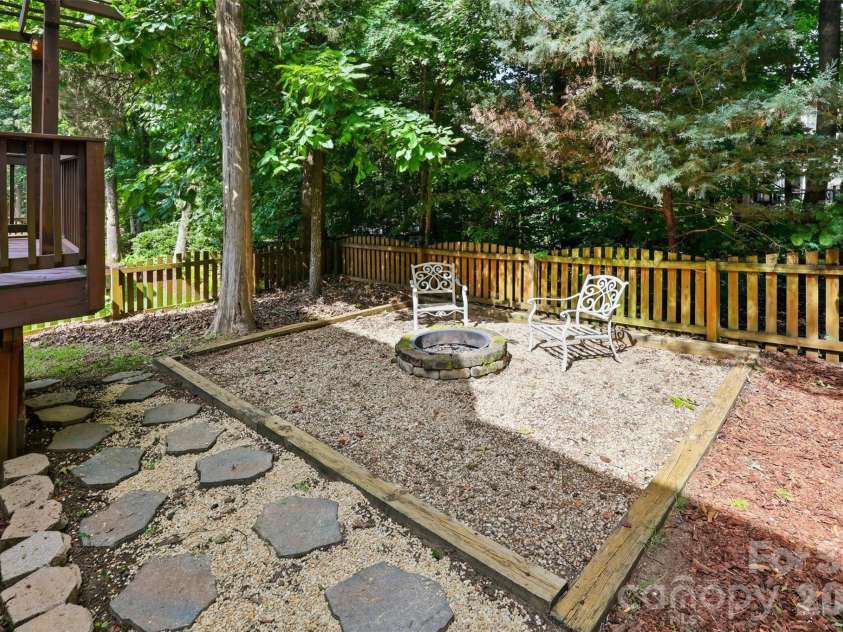 6832 Charter Hills Road, Charlotte, NC 28277.  MLS# CAR4396784, YatesRealty ID 37813. Dedicated fire pit area!