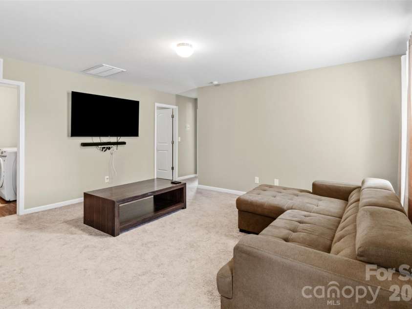 944 Von Buren Boulevard, Rock Hill, SC 29730.  MLS# CAR4395648, YatesRealty ID 37814. 
