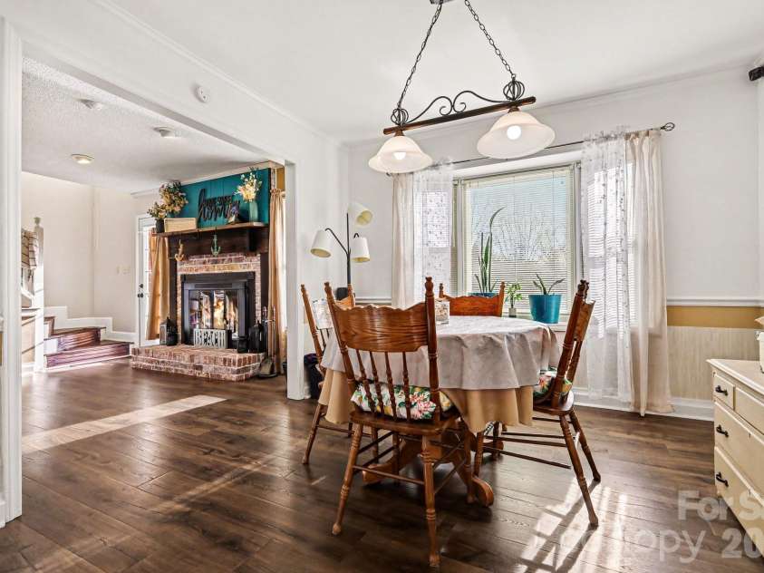 1162 Crestmont Drive, Concord, NC 28025.  MLS# CAR4357805, YatesRealty ID 37818. 