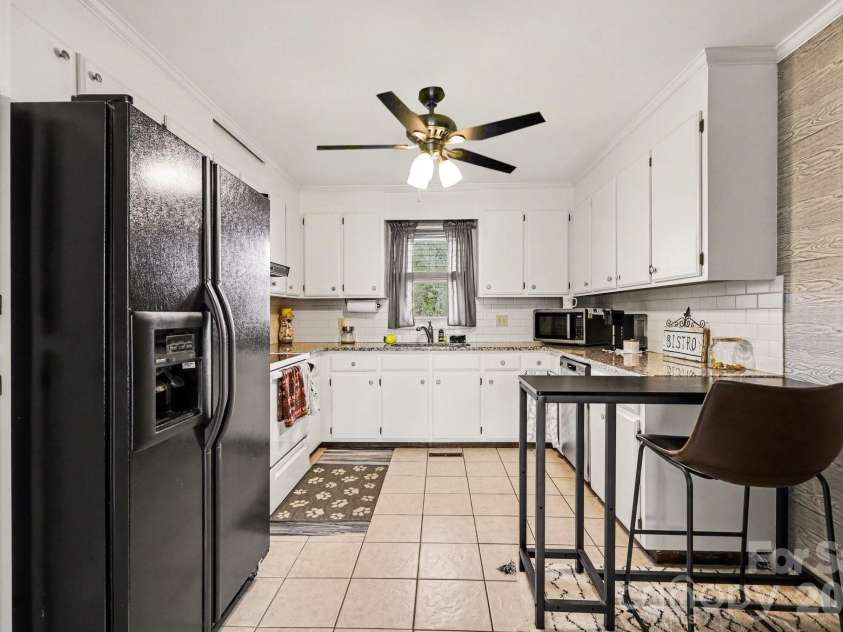 1162 Crestmont Drive, Concord, NC 28025.  MLS# CAR4357805, YatesRealty ID 37818. 