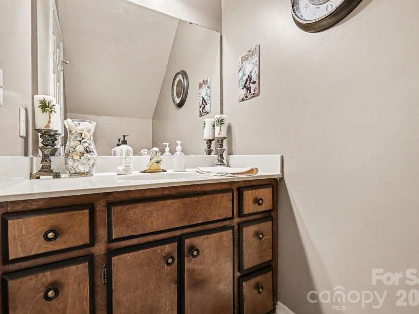 1162 Crestmont Drive, Concord, NC 28025.  MLS# CAR4357805, YatesRealty ID 37818. 