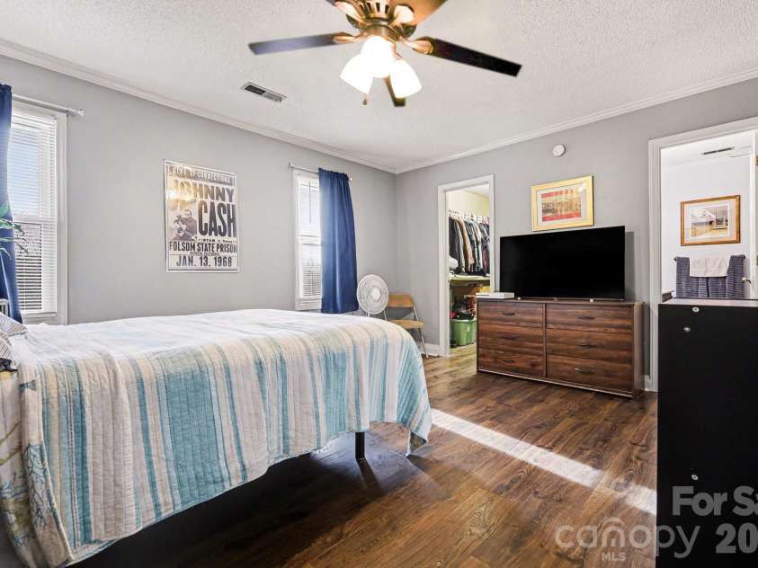 1162 Crestmont Drive, Concord, NC 28025.  MLS# CAR4357805, YatesRealty ID 37818. 