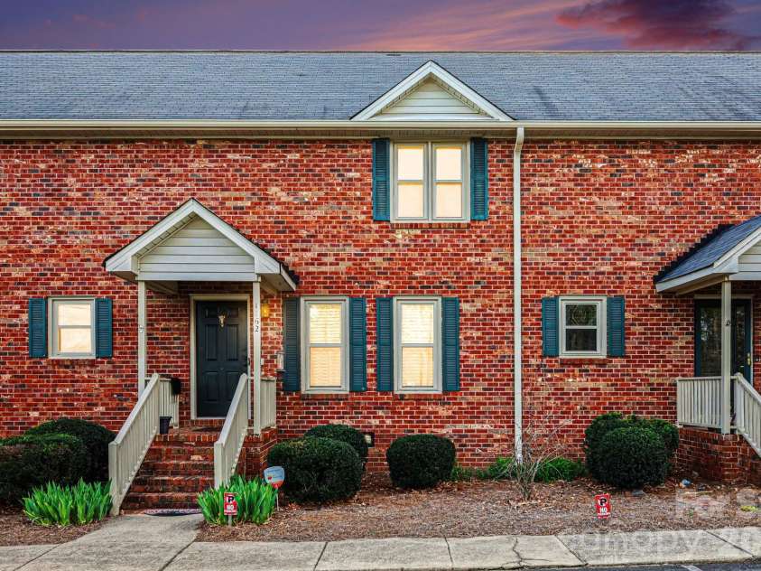 1162 Crestmont Drive, Concord, NC 28025.  MLS# CAR4357805, YatesRealty ID 37818. 