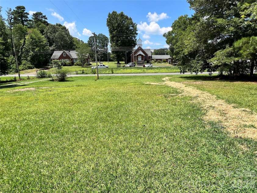 24520 Ridgecrest Road, Locust, NC 28097.  MLS# CAR4404798, YatesRealty ID 37819. 