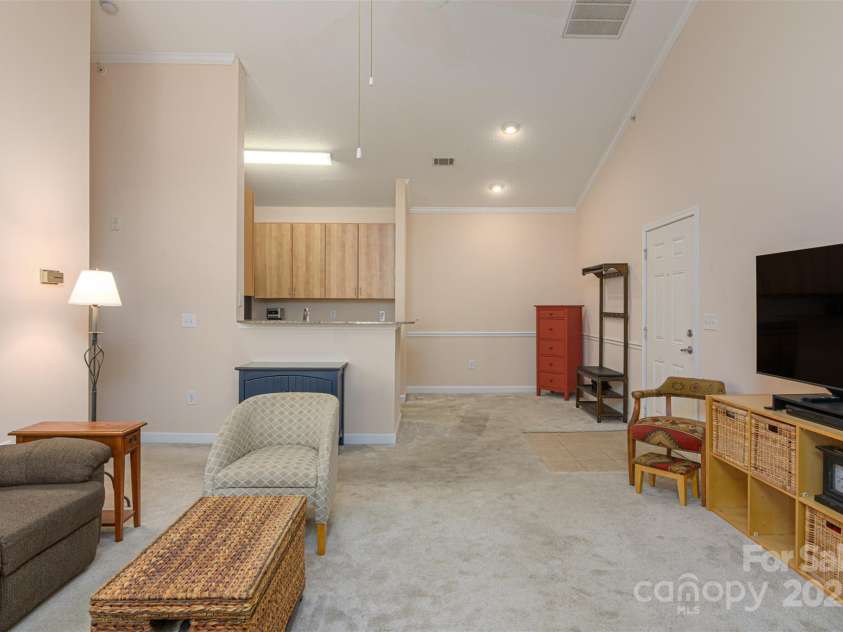 1000 Olde Eastwood Village Boulevard, Asheville, NC 28803.  MLS# CAR4305759, YatesRealty ID 3782. 